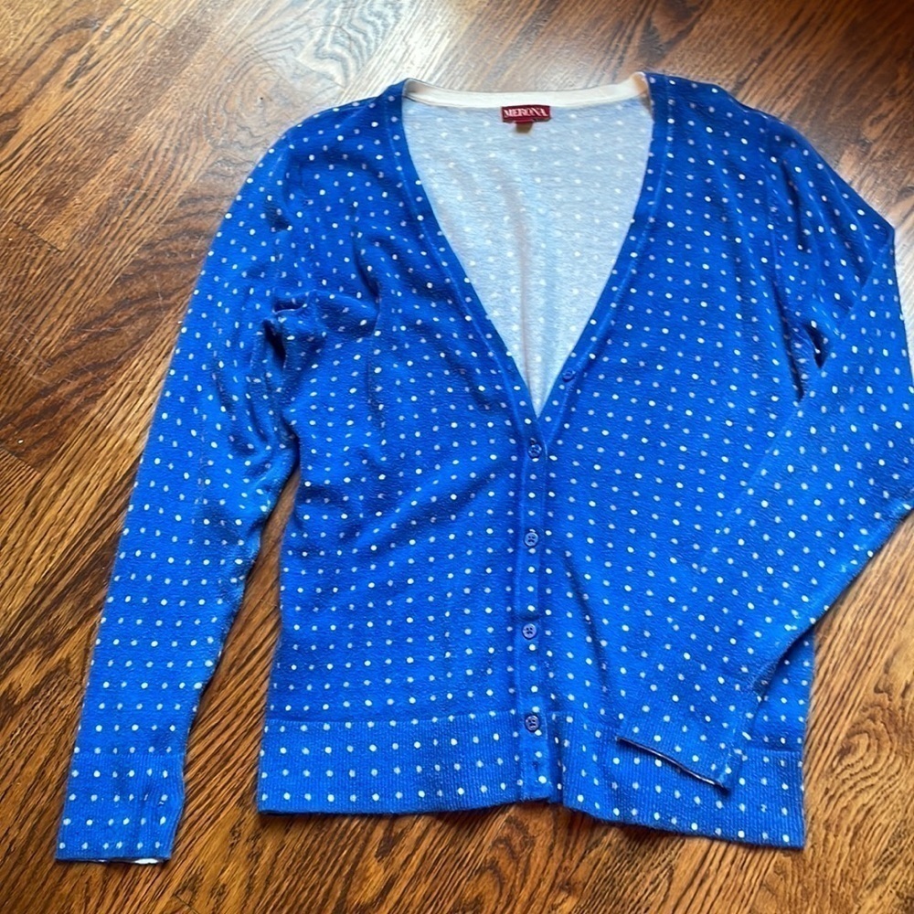 Blue cardigan, white & grey dots.